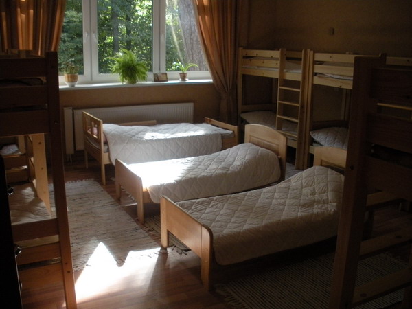 Спальня в дошкольном отделении