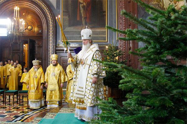 Патриарх Кирилл в Храме Христа Спасителя, январь 2011 года. Фото www.patriarchia.ru 