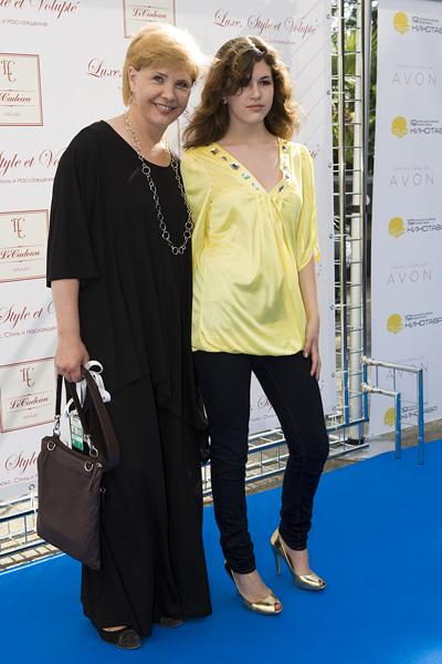 Татьяна Догилева с дочерью Катей