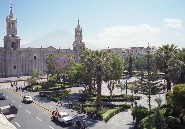Вид с крыши на Plaza de Armas – центральную площадь Арекипы