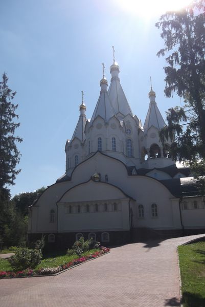 Храм Новомучеников и исповедников Российских в Бутове 